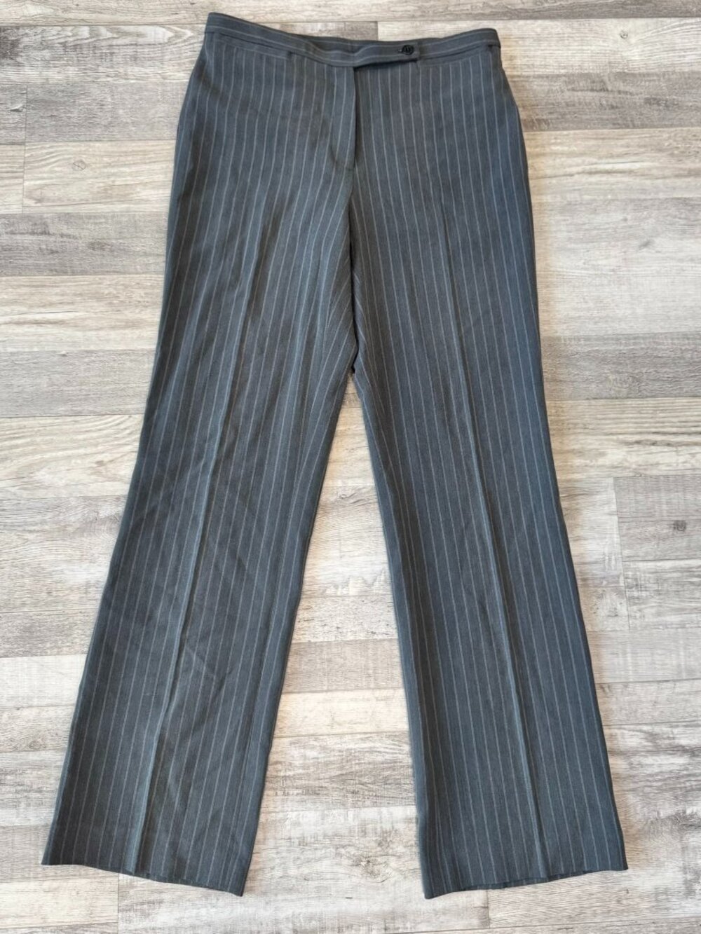 Focus 2000 grey stripe womens dress trousers career size 6 G25
